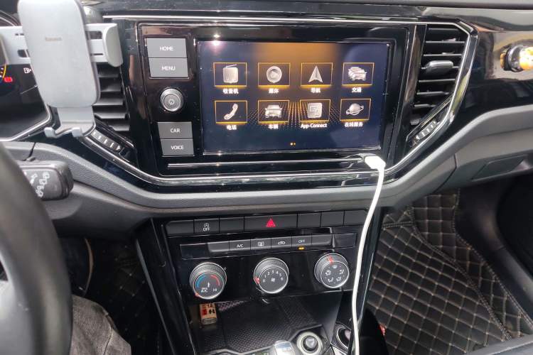 Used Volkswagen T-ROC 2020 280TSI DSG Two-Wheel Drive Comfort Version