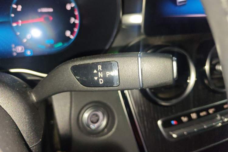 Used Mercedes-Benz C-Class 2021 C 260 L Sport Edition Star Collection Gear Lever