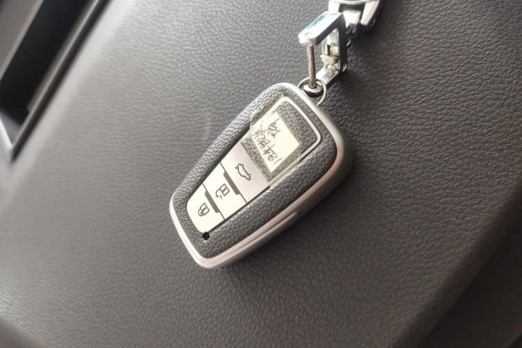 Used Toyota Camry 2018 Dual-Engine 2.5 HG Luxury Edition