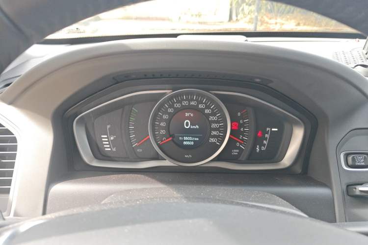 Used Volvo XC60 2017 T5 Smart Upgrade Edition
