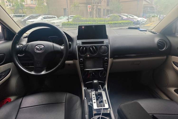 Used Mazda 6 2012 2.0L Automatic Fashion Edition Center Console