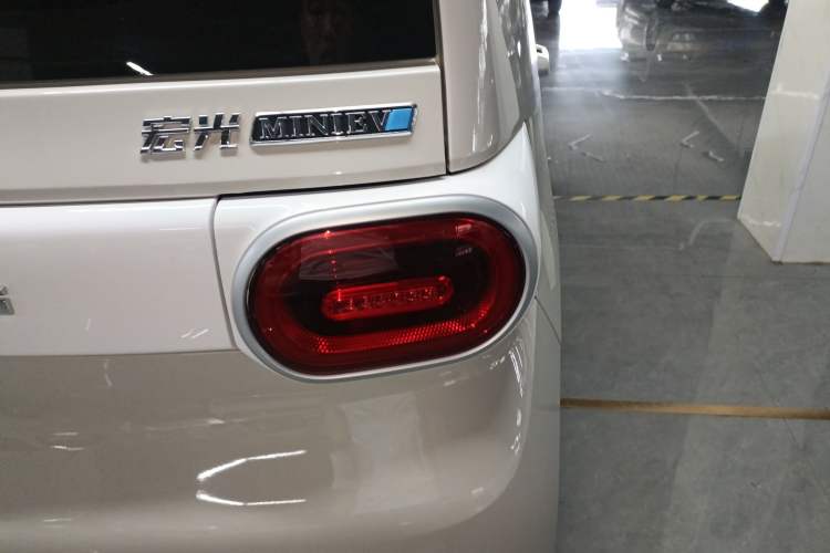 Used Wuling Hongguang MINIEV 2024 3rd Generation 215km Youth Edition
