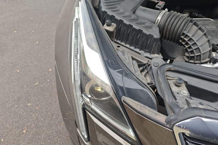 Used Cadillac XT5 2018 25T Luxury Model