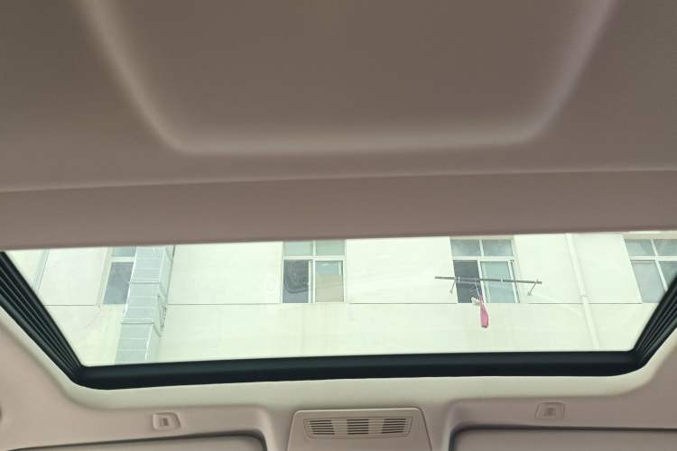 Used BMW 5 Series 2017 520Li Elegant Edition
