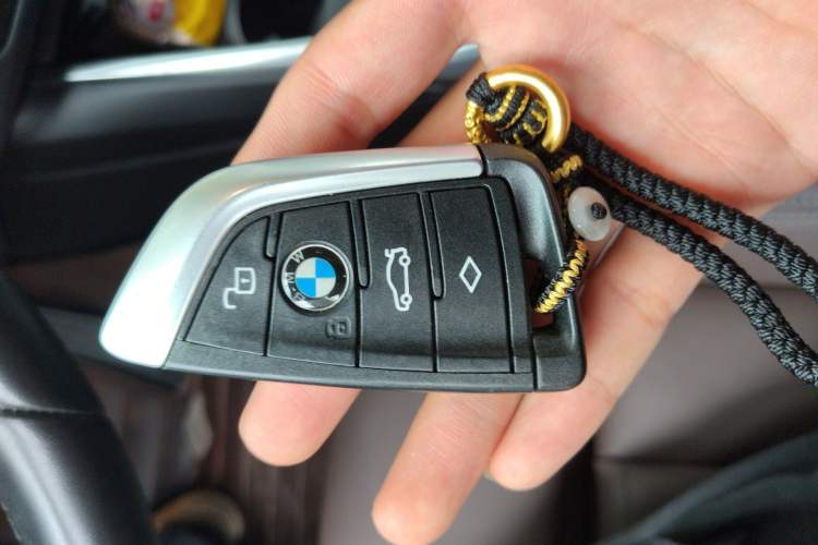 Used BMW 3 Series 2021 Restyled 325i M Sport Package Vehicle Key