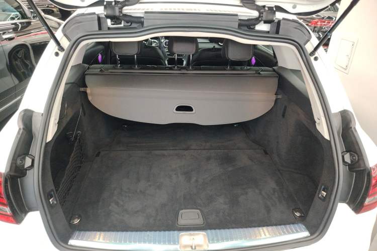 Used Mercedes-Benz C-Class 2019 C 260 Estate
