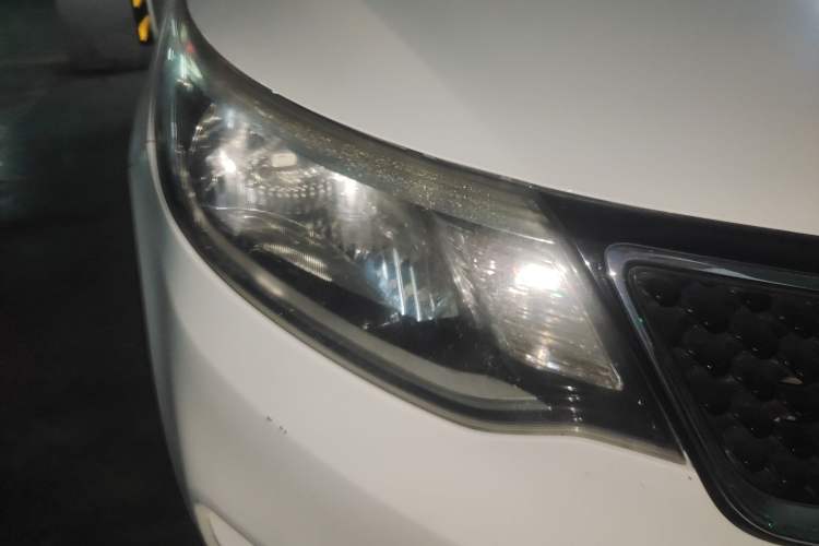 Used Kia K2 2015 Hatchback 1.4L AT GLS Cool Edition Right Front Headlight