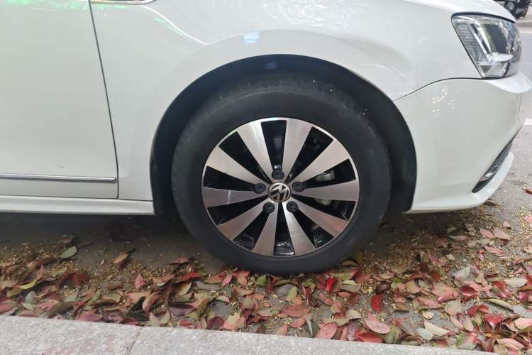 Used Volkswagen Sagitar 2018 1.6L Automatic Comfort Model
