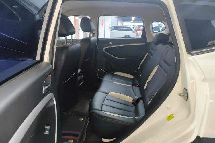 Used Yema Bojun 2022 1.5L Manual Luxury Version