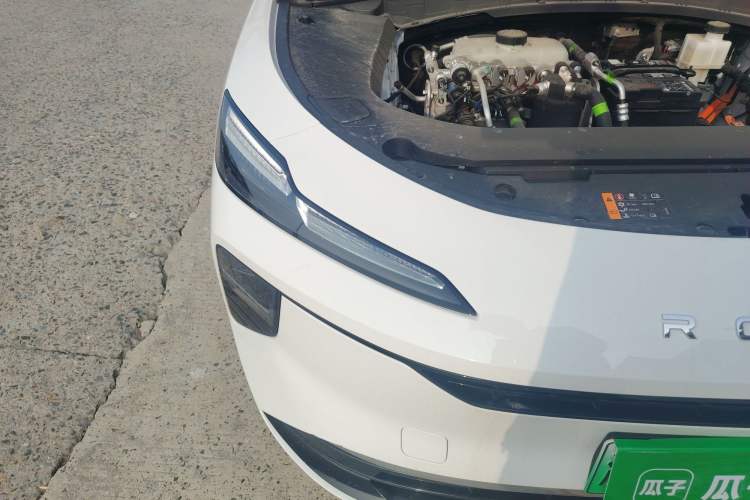 Used Roewe D6 2025 450km Deluxe Edition
