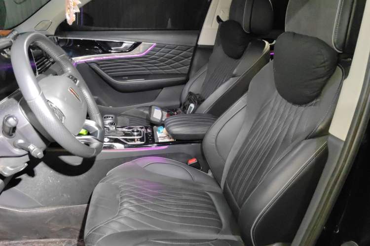 Used Hongqi HS5 2022 Facelifted Version 2.0T Smart Connect Flagship All-Wheel-Drive Edition
