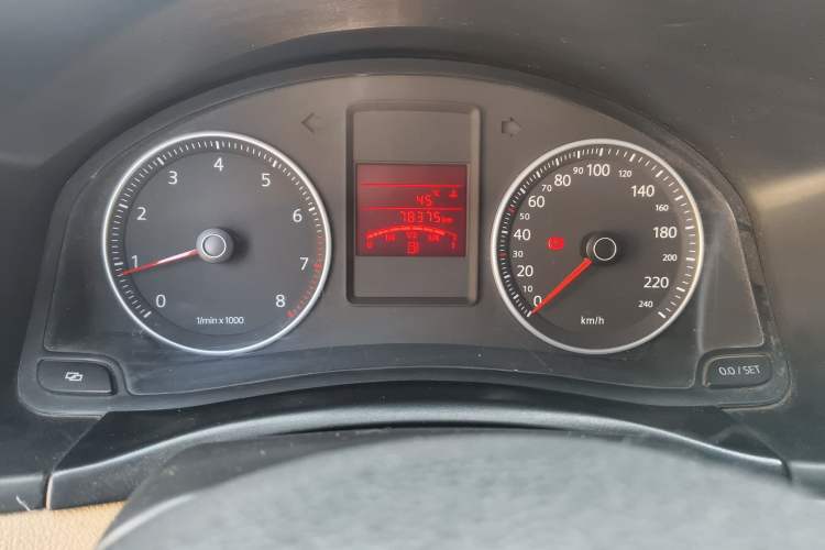 Used Volkswagen Bora 2012 1.6L Manual Fashion Edition
