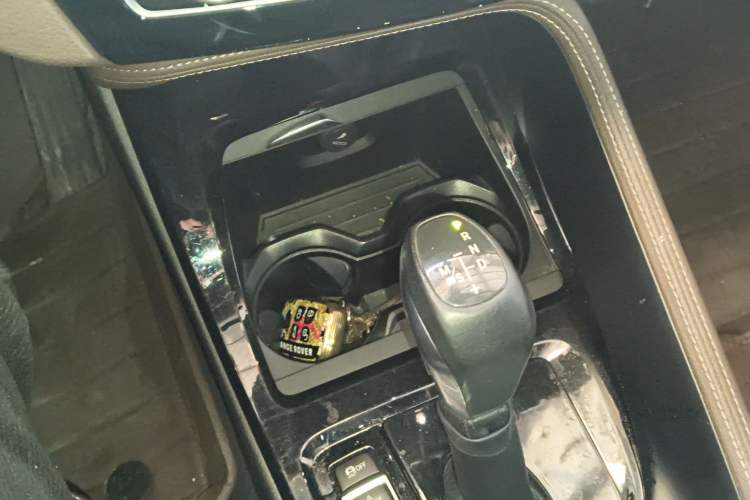 Used BMW X1 2018 xDrive20Li Luxury Edition Gear Lever