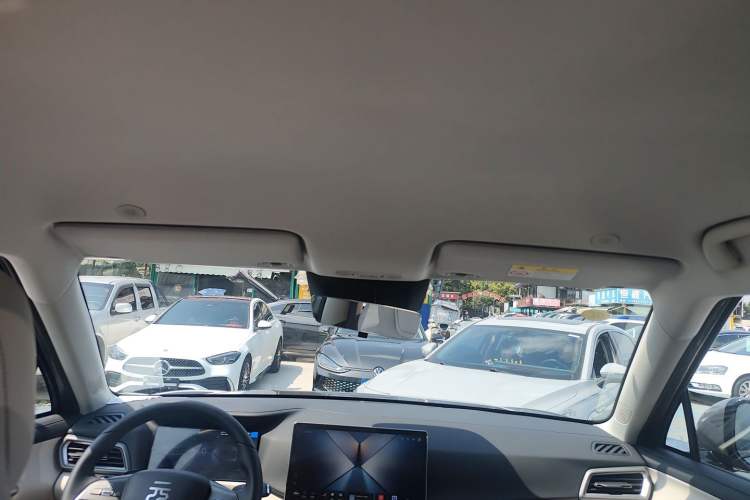 Used BYD Yuan UP 2025 Intelligent Driving Version 401 km Leading Edition