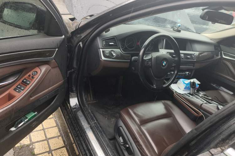 Used BMW 5 Series 2014 525Li Luxury Design Package
