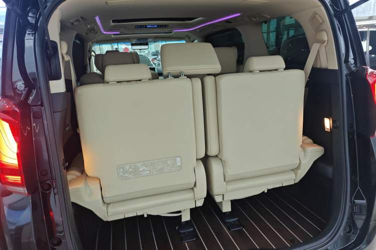 Used Toyota Alphard 2021 Dual-Engine 2.5L Prestige Edition Trunk