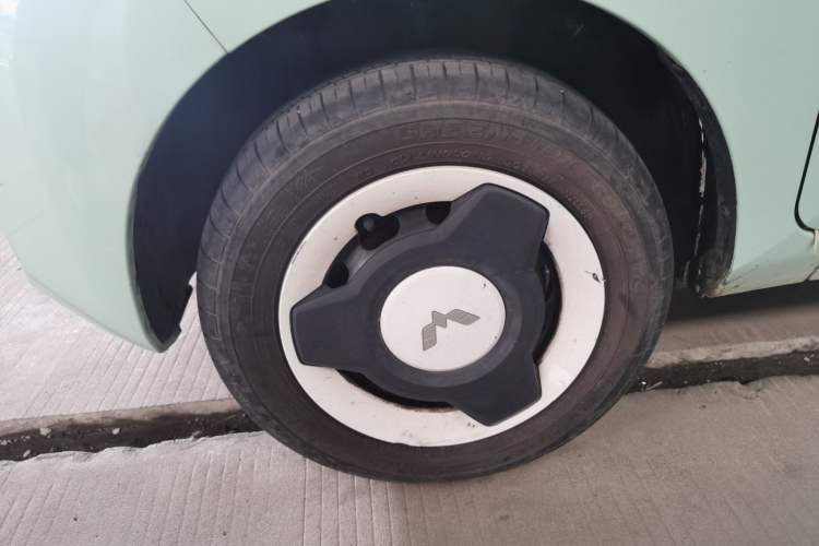 Used Wuling Hongguang MINIEV 2021 Macaron Fashion Model Lithium Iron Phosphate Exterior 7