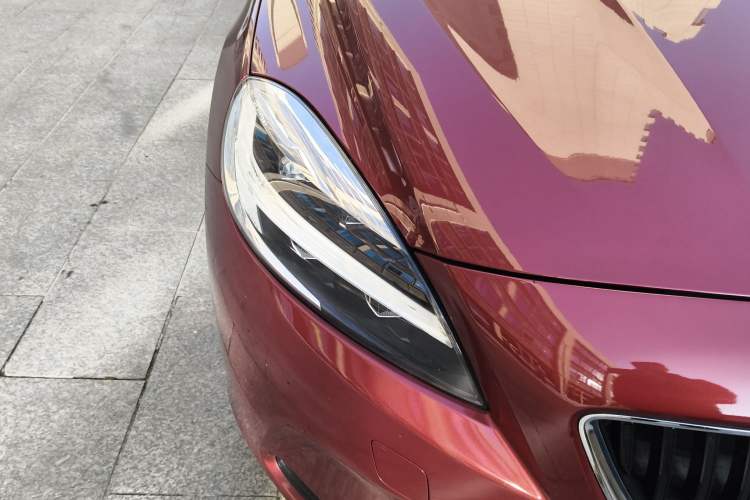 Used Volvo V40 2017 T3 Zhiyi Edition