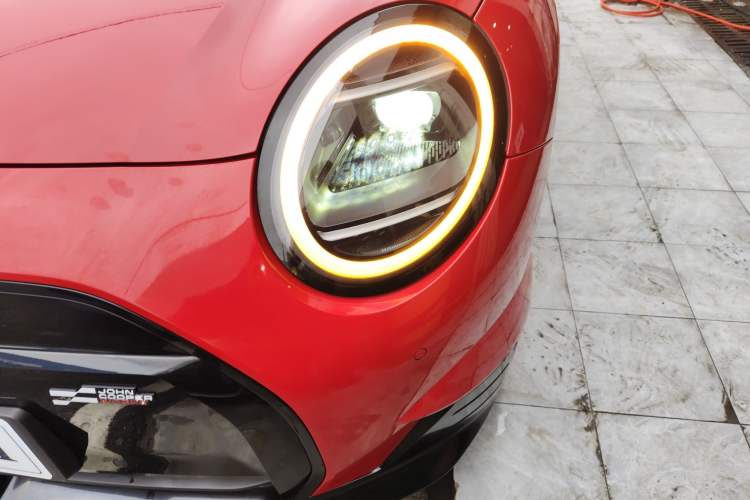Used MINI Electric COOPER 2024 452km COOPER SE Racing Driver
