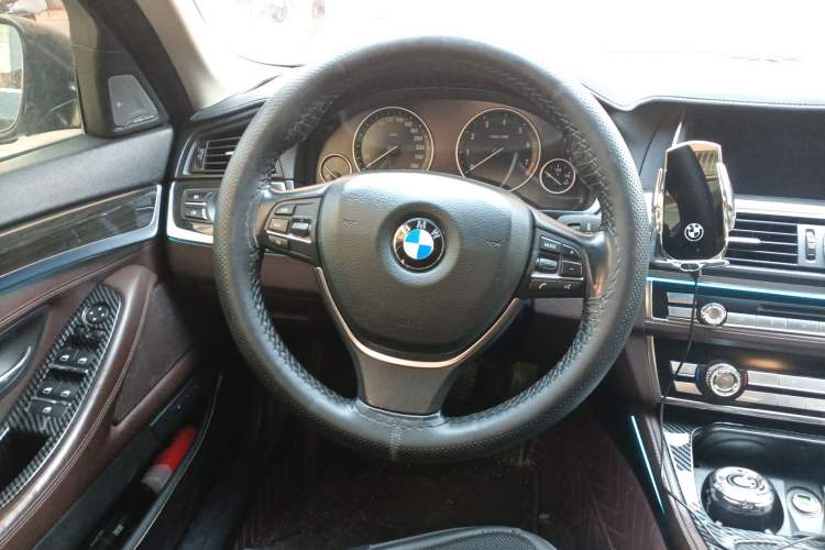 Used BMW 5 Series 2014 525Li Luxury Design Package