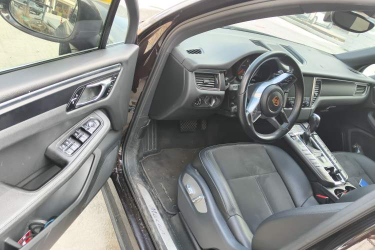 Used Porsche Macan 2017 Macan 2.0T
