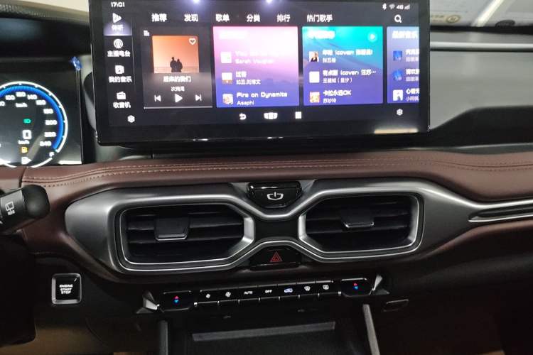 Used Geely Auto Haoyue 2022 1.8TD DCT Luxury 7-Seater