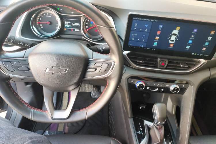 Used Chevrolet Orlando 2020 Light Hybrid Redline 530T Automatic Enjoyment Edition (5+2 Models)