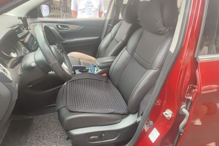 Used Nissan Qashqai 2019 2.0L CVT Luxury Edition Left Front Seat
