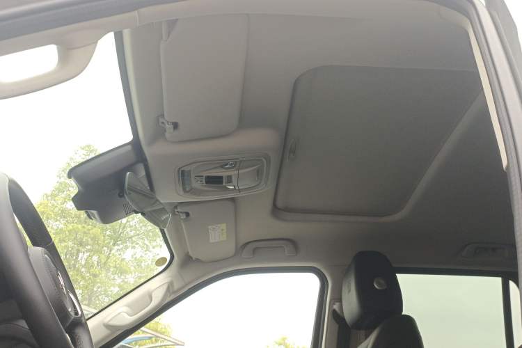 Used Tank 400 2025 2.0T Gasoline Version
