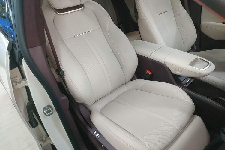 Used Zeekr X 2025 Four-Seater Rear-Drive Cube Version
