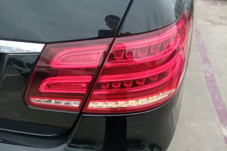 Used Mercedes-Benz E-Class 2015 Restyled E 260 L Sport Edition
