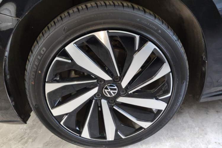 Used Volkswagen Passat 2024 380TSI Dragon Edition
