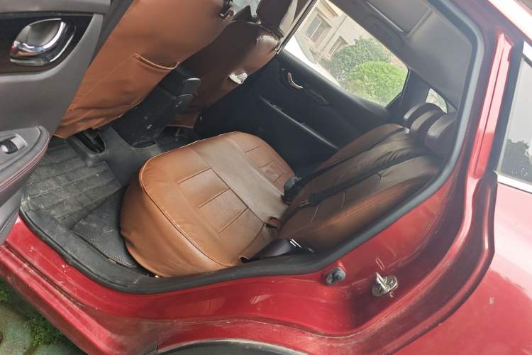 Used Nissan Qashqai 2016 2.0L CVT Luxury Edition Left Rear Seat