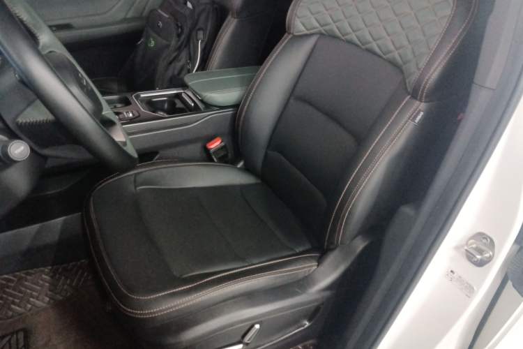 Used Geely Auto Haoyue L 2023 2.0T DCT Prestige Edition
