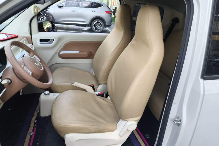 Used Wuling Hongguang MINIEV 2024 3rd Generation 215km Youth Edition Left Front Seat