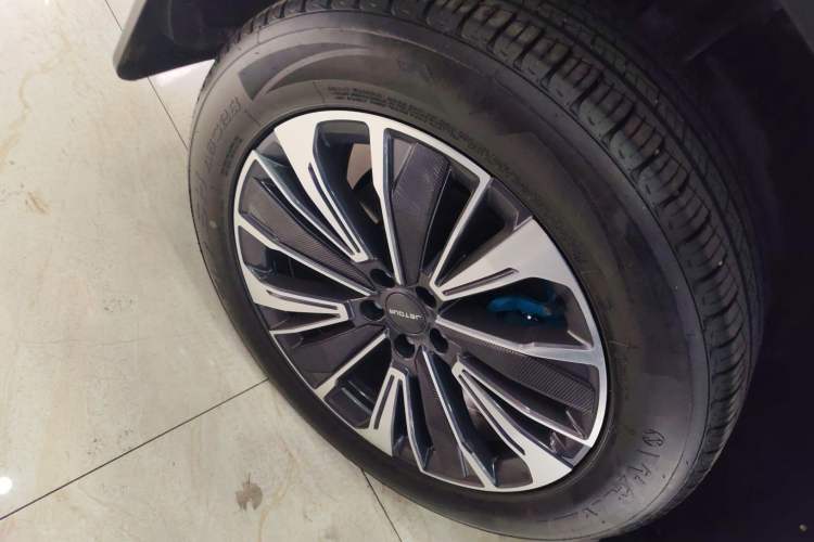 Used JETOUR Dashing i-DM 2023 1.5T DHT Lightning Right Rear Wheel Hub