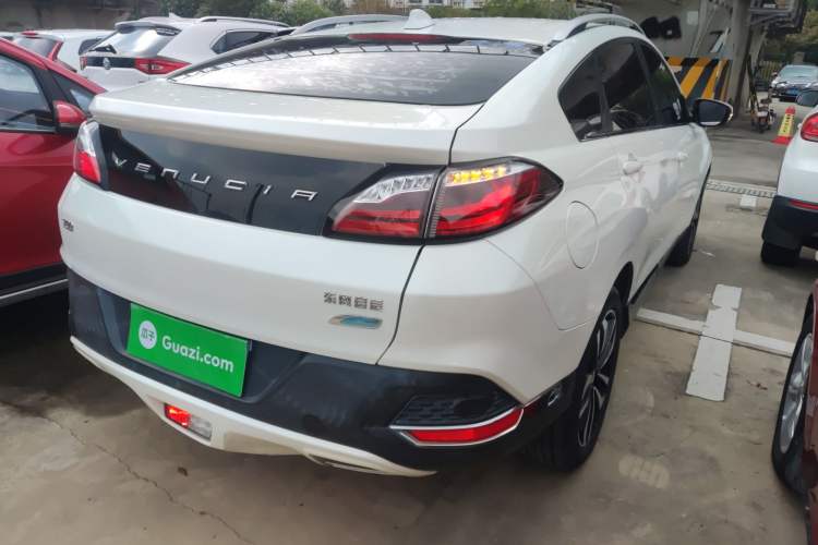 Used Venucia T90 2017 2.0L CVT Smart Edition Rear Right 45 Deg