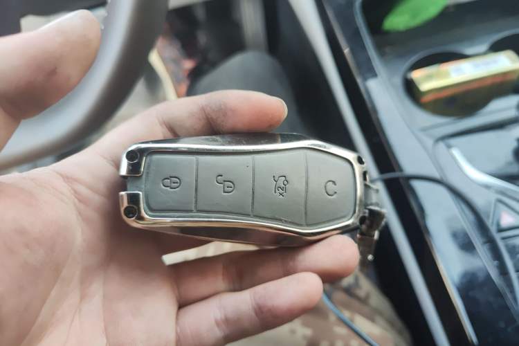 Used BYD Qin PLUS 2024 HONOR Edition DM-i 55KM Leading Model Vehicle Key