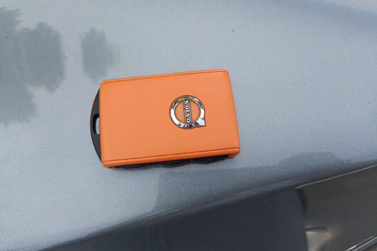 Used Volvo XC60 2021 T5 4x4 Smart Luxury Edition Interior 1