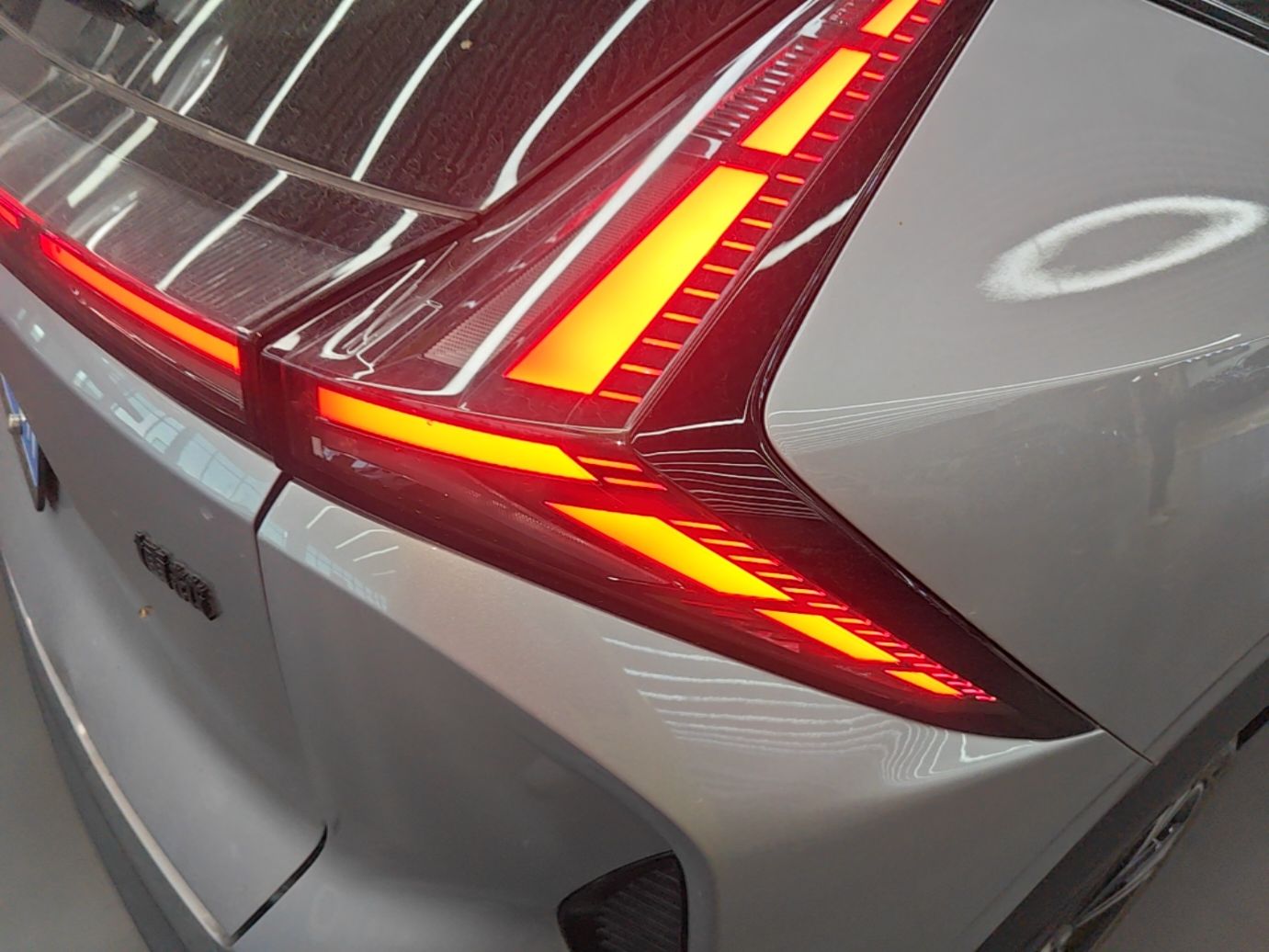 Geely Auto Emgrand X7 Sport 2026 Model 1.5TD Beloved — снимка 9