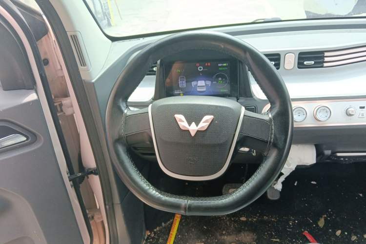 Used Wuling Hongguang MINIEV 2021 Macaron Fashion Model Lithium Iron Phosphate