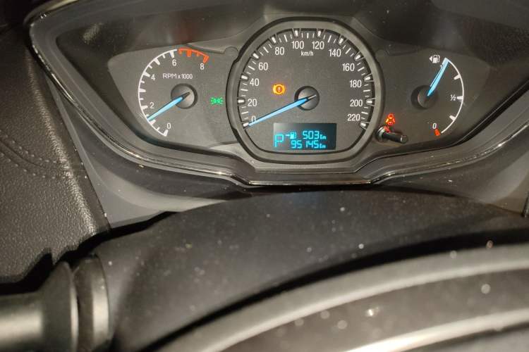 Used Ford Escort 2015 1.5L Automatic Fashion Model