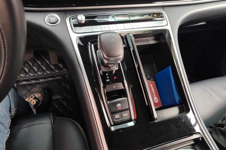 Used GAC Trumpchi M8 2021 Master Series 390T Prestige Edition
