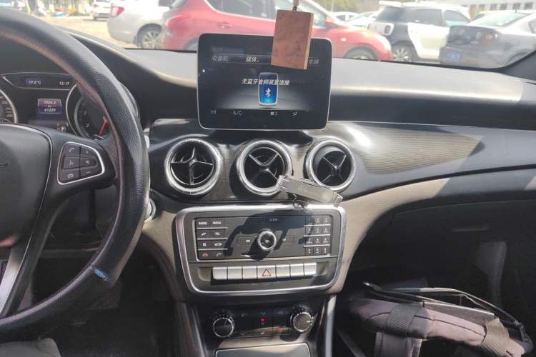 Used Mercedes-Benz CLA 2018 CLA 180 Audio And AC Panel