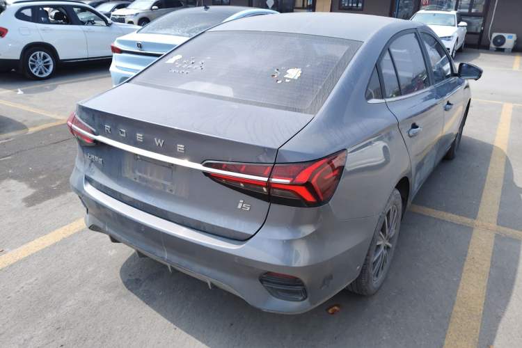 Used Roewe i5 2021 1.5L CVT Diamond Edition
