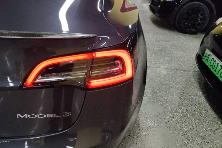 Used Tesla Model 3 2019 Standard Range Rear-Drive Upgraded Version
