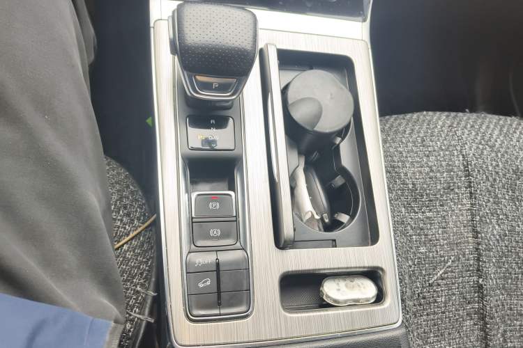 Used Roewe RX5 2022 330TGI Automatic National Style Edition Gear Lever