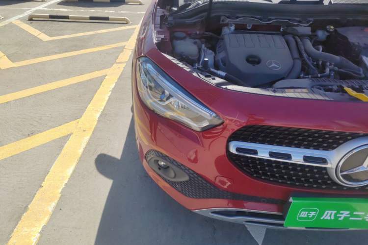 Used Mercedes-Benz GLA 2020 GLA 200 Right Front Headlight