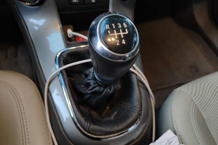 Used Chevrolet Cruze 2015 1.5L Classic SE MT
