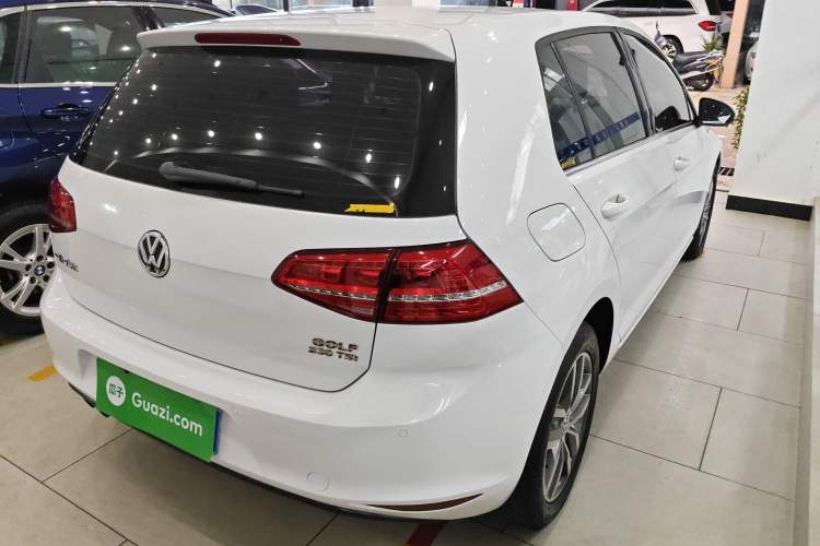 Used Volkswagen Golf 2016 230TSI Automatic Luxury Version